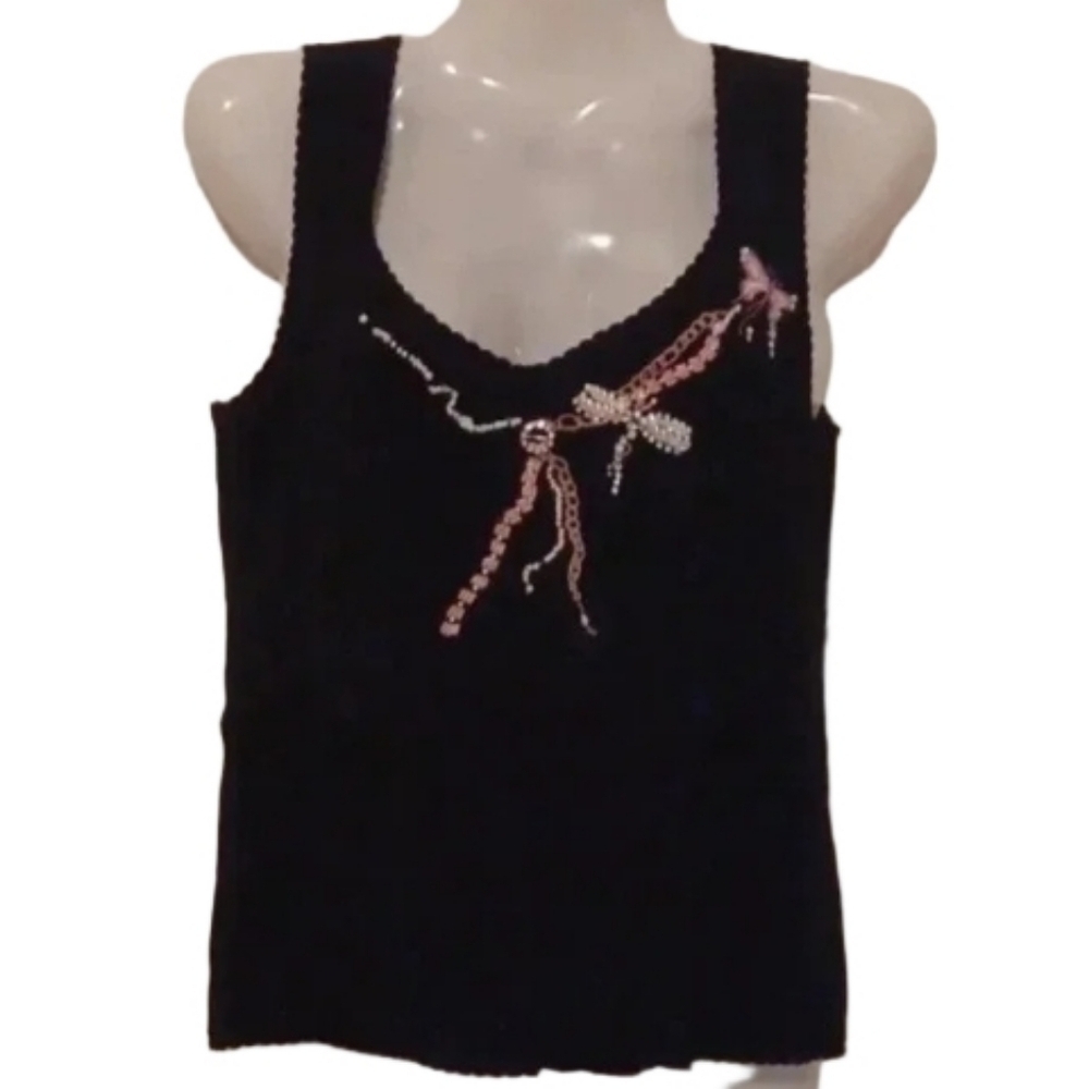 sleeveless top with dragonfly embroidery